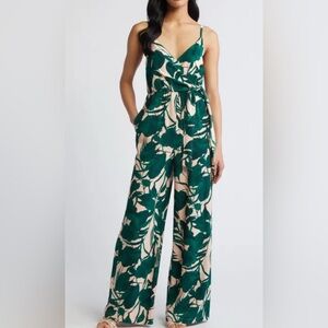 Chelsea28 Green and Cream Leaf Print Wide-Leg Jumpsuit